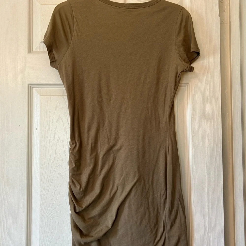La Miel Summer Ruched Dress olive green size M NWOT - Picture 5 of 11